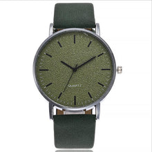 Load image into Gallery viewer, Geneva Men's Retro Leather Strap Quartz Watch
